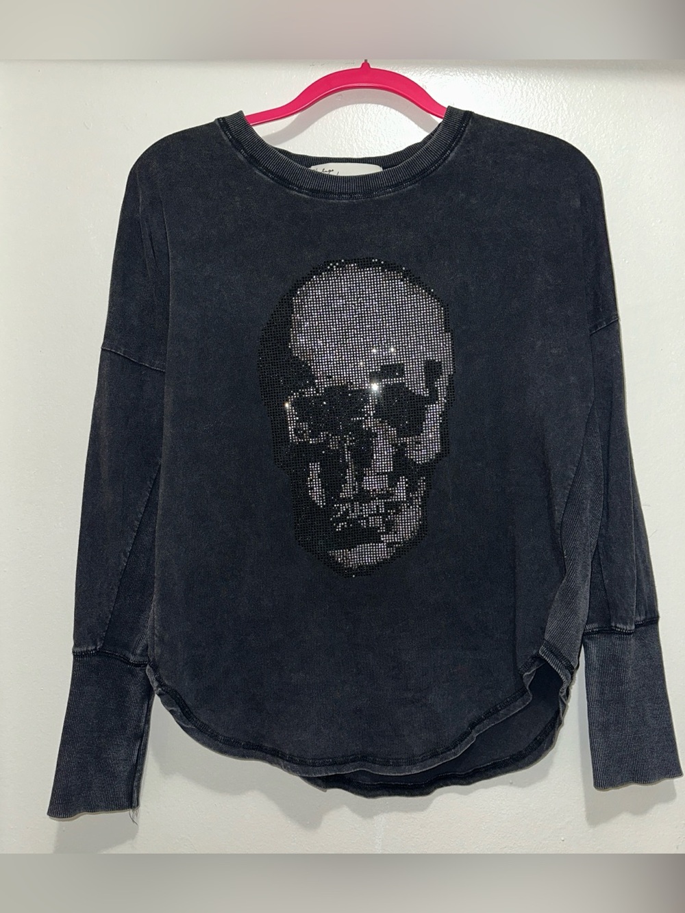 Vintage Havana Rhinestone Skull Long Sleeve Top